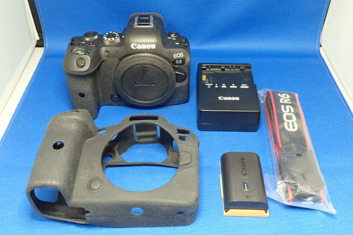 中古Sランク(極上品)【キヤノン / CANON】フルサイズミラーレスカメラ EOS R6 ボディ