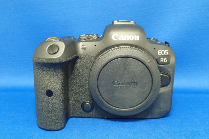 中古Sランク(極上品)【キヤノン / CANON】フルサイズミラーレスカメラ EOS R6 ボディ