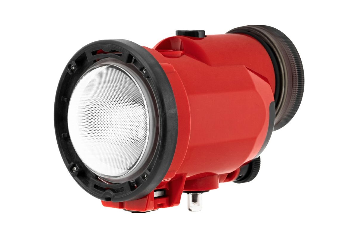 製造販売終了】イノン（INON）水中ストロボ S-2000の商品ページ  