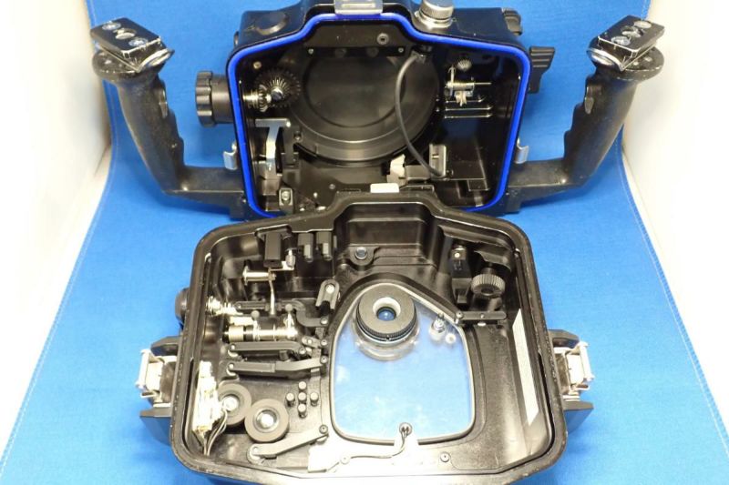 中古Bランク【シーアンドシー / SEA＆SEA】水中ハウジング MDX-6D #06166