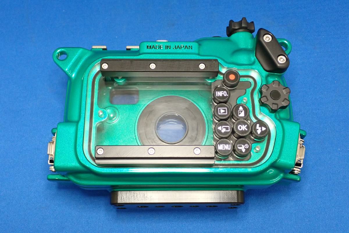 訳あり/中古Sランク【ウミウミ / UmiUmi 】水中ハウジング UU-TG6 Green for オリンパスTG-7 / TG-6-3