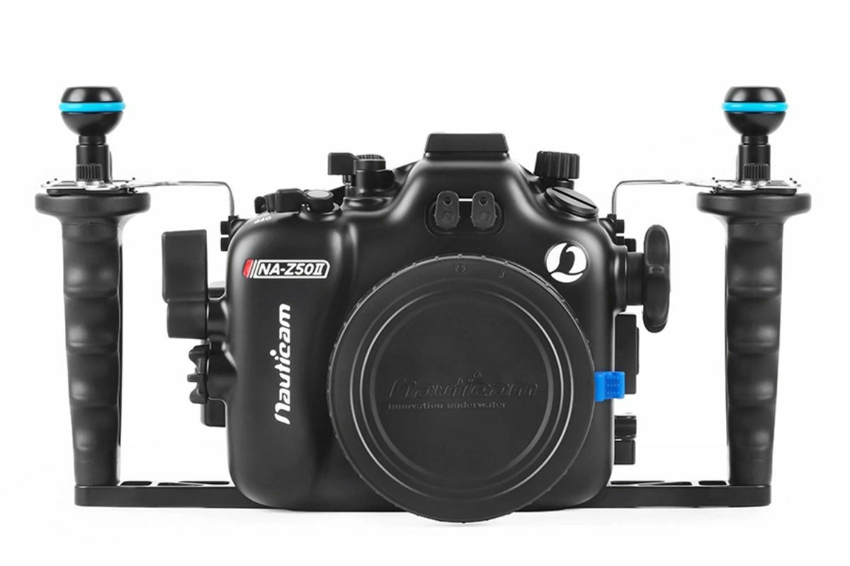 ノーティカム（Nauticam）水中ハウジング NA Z50II #10565-1