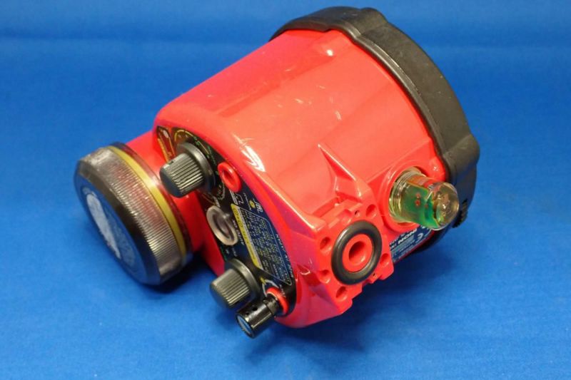 中古Bランク【イノン / INON】水中ストロボ D-2000 Type2-3