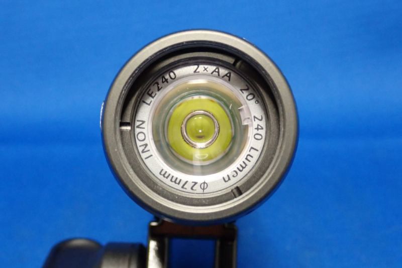 中古Aランク【イノン / INON】水中ライト LE240 + シングルライトホルダーLE-3