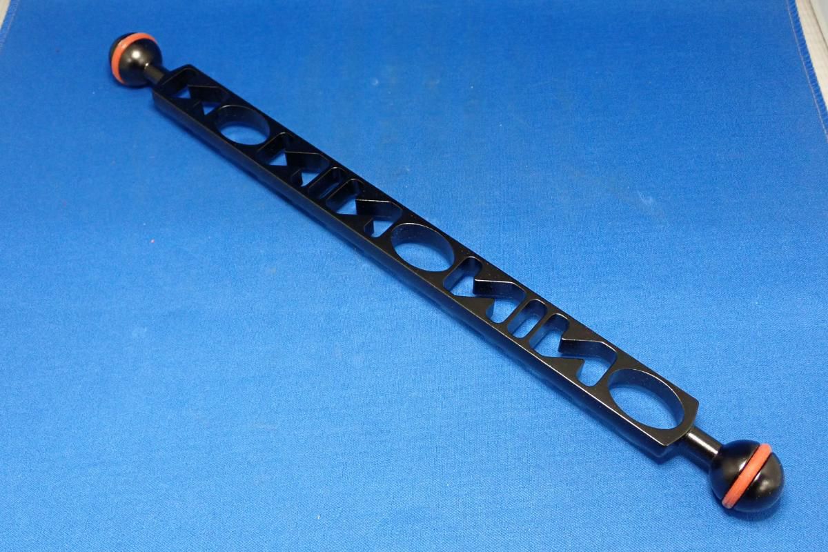 未使用品【イノン / INON】アームLボディ-1