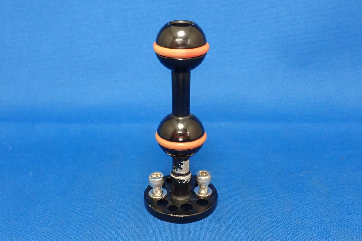 各社様々なグリップに取付可能でマルチな2階建てダブルボールベース-1