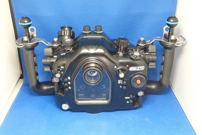 中古Aランク【ノーティカム / Nauticam】水中ハウジング NA Z7V(Z7 / Z6用) + バキュームバルブ + TTLコンバーター-2