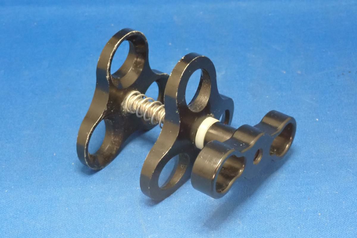 中古Aランク【ウルトラライト / ULTRALIGHT】ULトリプルクランプ #40109-2