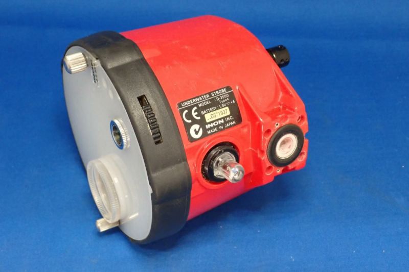 中古Bランク【イノン / INON】水中ストロボ D-2000 Type4-3